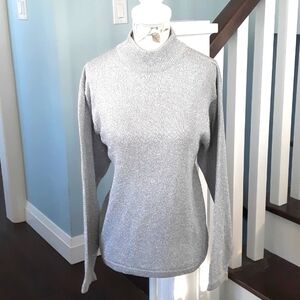 Come On metallic silver mock neck sweater 🐸